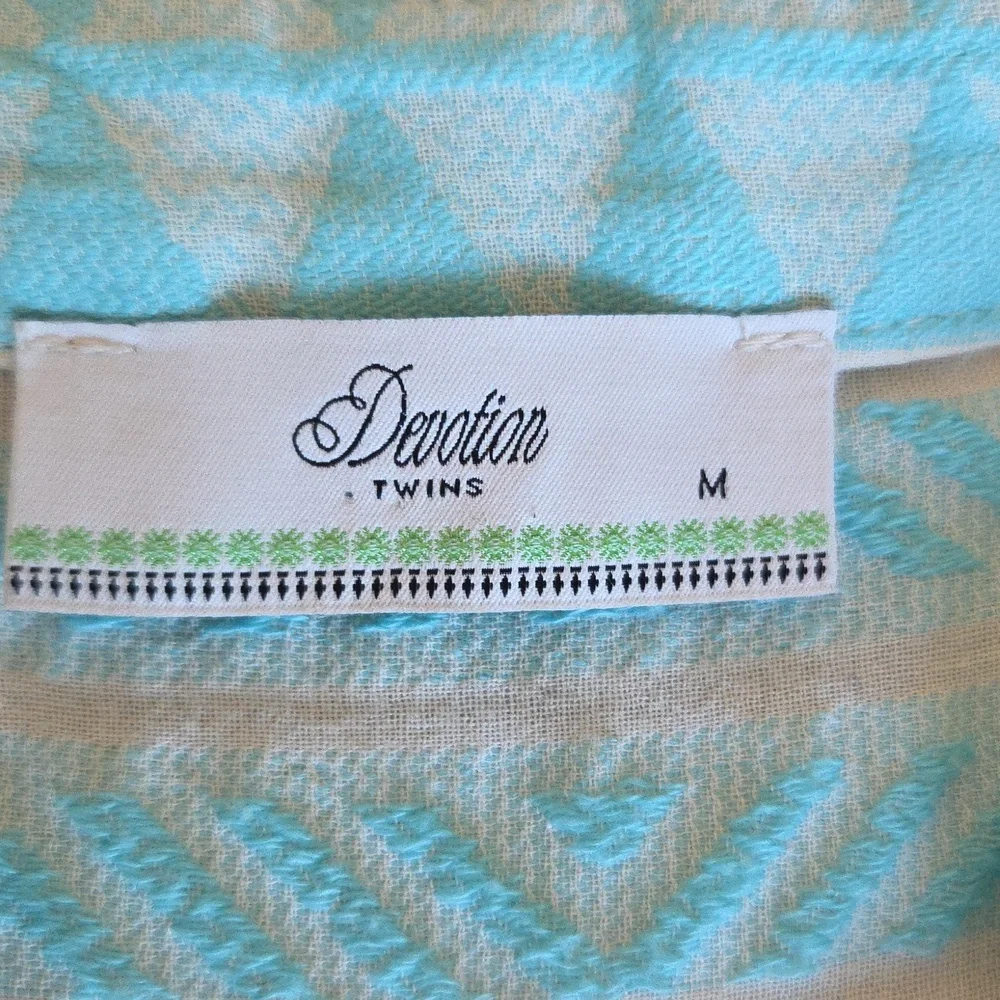 Devotion TWINS Aqua and White Geometric Dress - Picture 6 of 8